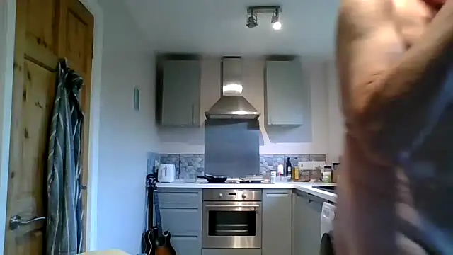 jimmybenido online show from April 2026 04:35:01 PM