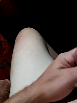 Snapshot of Cris29_84 chatting on October 2025 05:28:01 AM Cris29 84 online show from October 2025 05:28:01 AM