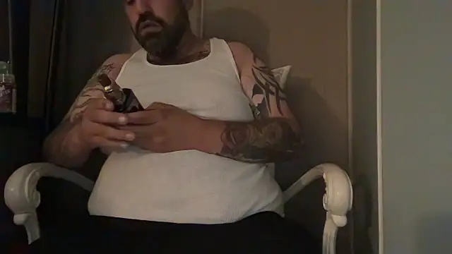 chubbycloudybottom online show from June 2026 02:38:01 PM
