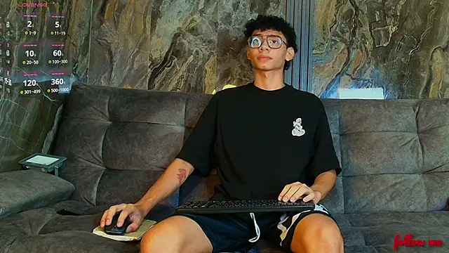 Snapshot of Daviid_laidd chatting on January 2025 02:07:02 AM Daviid laidd online show from January 2025 02:07:02 AM