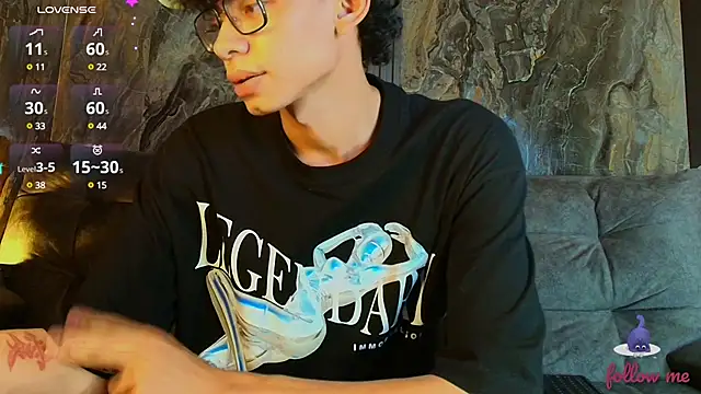 Snapshot of Daviid_laidd chatting on January 2025 01:04:02 AM Daviid laidd online show from January 2025 01:04:02 AM