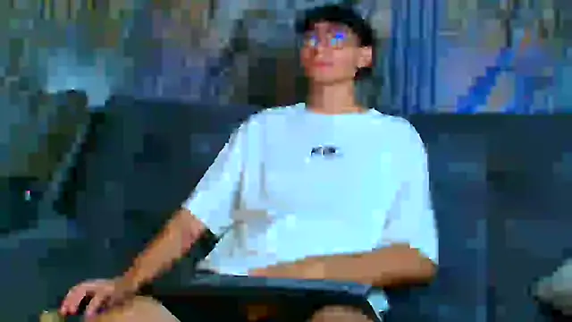 Snapshot of Daviid_laidd chatting on February 2025 08:52:02 PM Daviid laidd online show from February 2025 08:52:02 PM