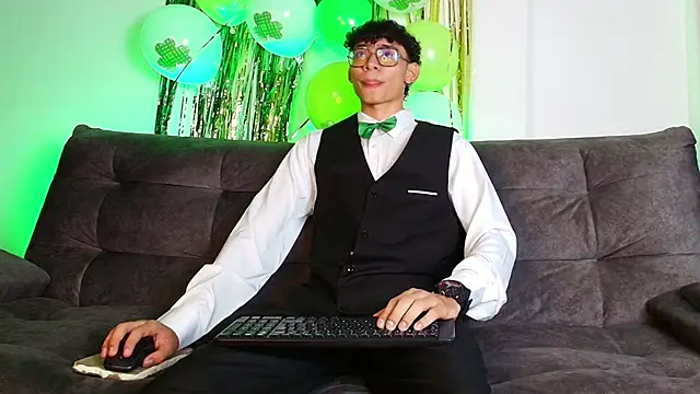 Snapshot of Daviid_laidd chatting on March 2025 08:40:02 PM Daviid laidd online show from March 2025 08:40:02 PM