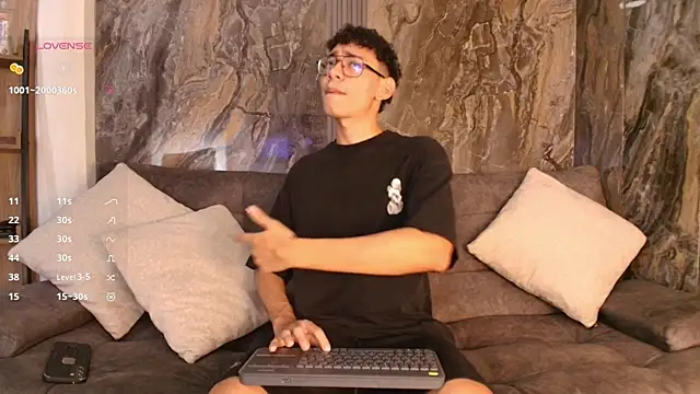 Snapshot of Daviid_laidd chatting on September 2025 08:44:02 PM Daviid laidd online show from September 2025 08:44:02 PM