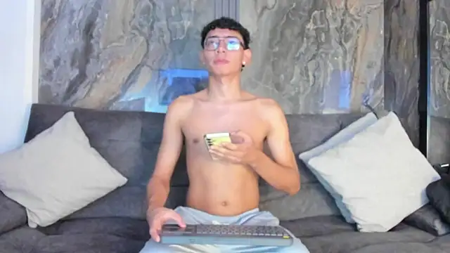 Snapshot of Daviid_laidd chatting on October 2025 08:20:02 PM Daviid laidd online show from October 2025 08:20:02 PM