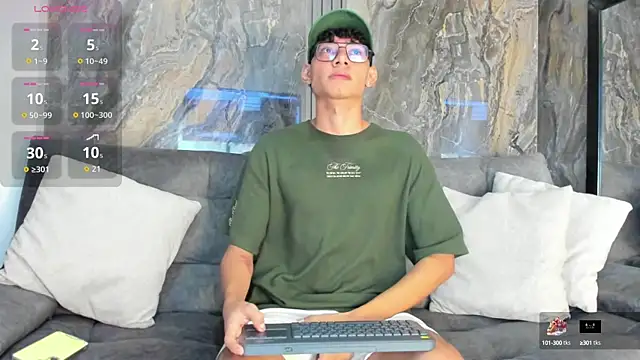 Snapshot of Daviid_laidd chatting on October 2025 07:36:02 PM Daviid laidd online show from October 2025 07:36:02 PM