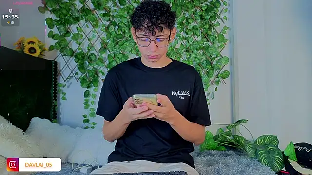 Daviid laidd online show from November 2025 05:55:02 PM