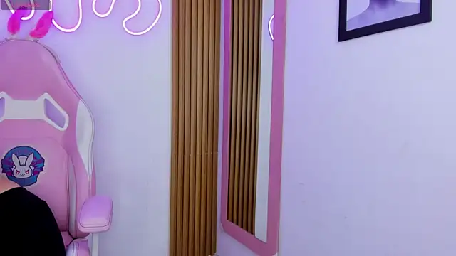 emilymiller tcw online show from March 2025 11:34:02 AM