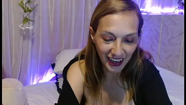 italagomez  online show from January 2025 01:54:01 AM