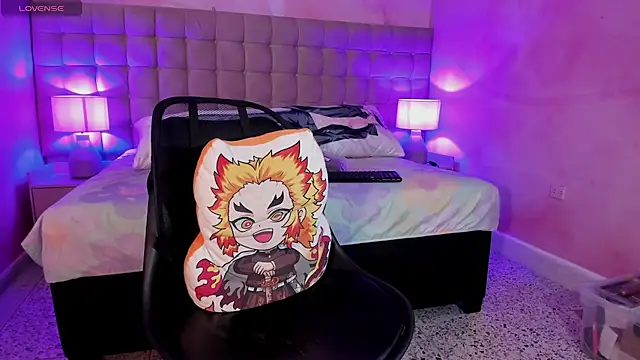 Snapshot of IamNayuta chatting on January 2025 08:14:02 PM IamNayuta online show from January 2025 08:14:02 PM