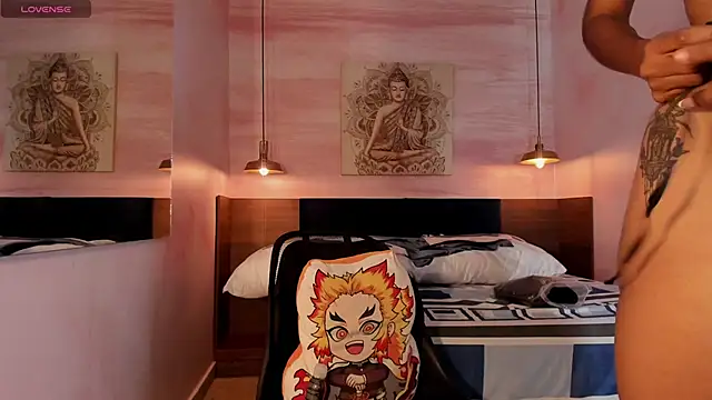 Snapshot of IamNayuta chatting on January 2025 07:53:01 PM IamNayuta online show from January 2025 07:53:01 PM