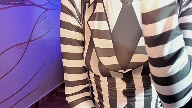 Snapshot of IamNayuta chatting on January 2025 07:46:01 PM IamNayuta online show from January 2025 07:46:01 PM