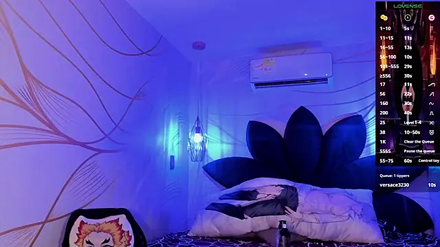 Snapshot of IamNayuta chatting on January 2025 10:49:02 PM IamNayuta online show from January 2025 10:49:02 PM