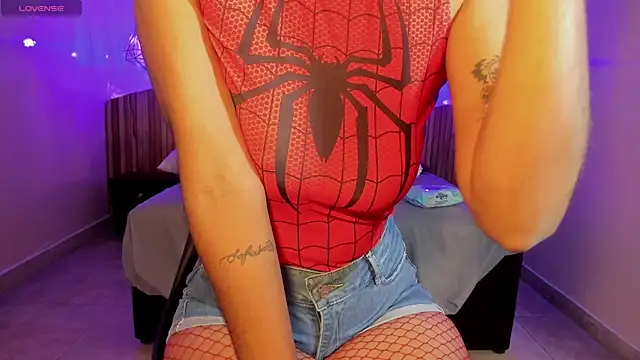 Snapshot of IamNayuta chatting on January 2025 07:53:02 PM IamNayuta online show from January 2025 07:53:02 PM