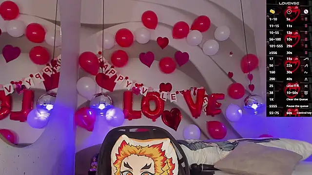 Snapshot of IamNayuta chatting on February 2025 10:44:02 PM IamNayuta online show from February 2025 10:44:02 PM