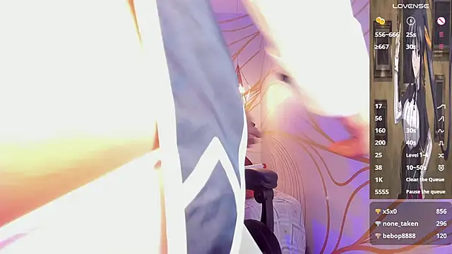 Snapshot of IamNayuta chatting on February 2025 05:33:01 AM IamNayuta online show from February 2025 05:33:01 AM