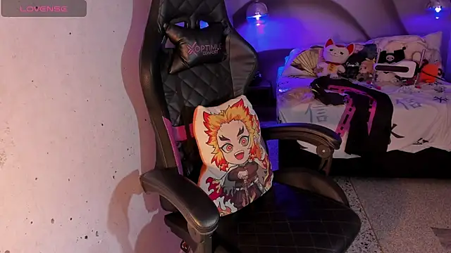 Snapshot of IamNayuta chatting on September 2025 09:16:02 PM IamNayuta online show from September 2025 09:16:02 PM