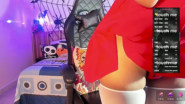 Snapshot of IamNayuta chatting on October 2025 07:58:02 PM IamNayuta online show from October 2025 07:58:02 PM