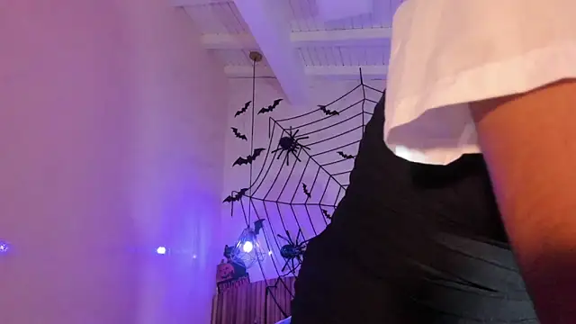 Snapshot of IamNayuta chatting on October 2025 07:36:02 PM IamNayuta online show from October 2025 07:36:02 PM