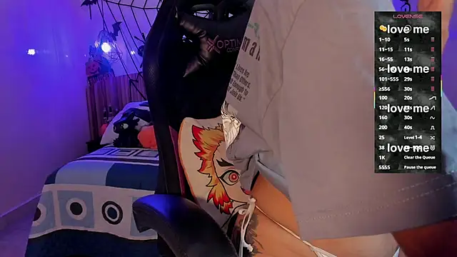 Snapshot of IamNayuta chatting on November 2025 08:21:02 PM IamNayuta online show from November 2025 08:21:02 PM