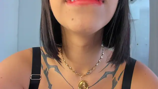 Snapshot of MelodyAdamss chatting on March 2025 08:10:02 PM MelodyAdamss online show from March 2025 08:10:02 PM