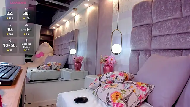 amina west online show from September 2025 11:17:02 PM