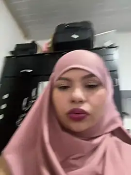 lalilamassu1 online show from March 2025 04:40:02 PM