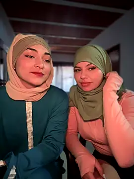 lalilamassu1 online show from September 2025 09:26:01 PM