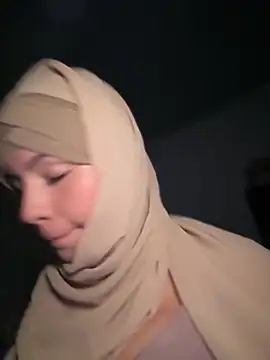 Snapshot of lalilamassu1 chatting on April 2026 12:10:01 PM lalilamassu1 online show from April 2026 12:10:01 PM