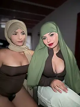 lalilamassu1 online show from July 2026 10:36:01 PM