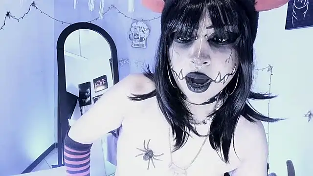 Snapshot of kuromi69 chatting on February 2026 09:18:02 AM kuromi69 online show from February 2026 09:18:02 AM