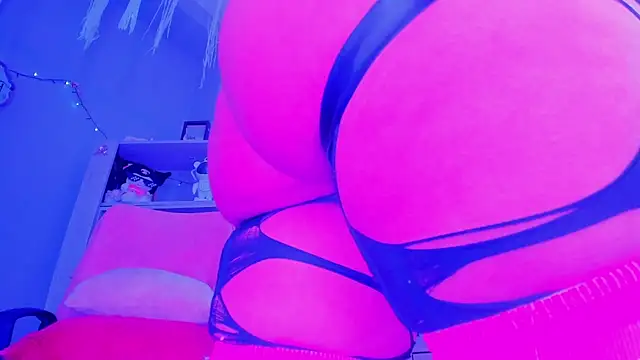 kuromi69 online show from April 2026 01:30:01 PM