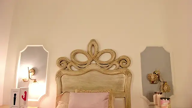 Snapshot of Sara__Williams chatting on February 2025 03:55:02 AM Sara Williams online show from February 2025 03:55:02 AM