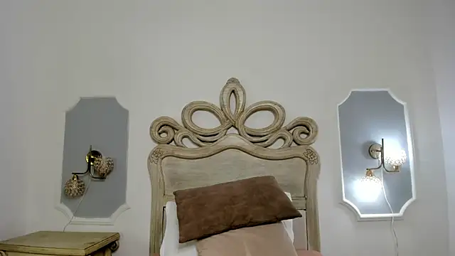 Snapshot of Sara__Williams chatting on October 2025 04:25:02 AM Sara Williams online show from October 2025 04:25:02 AM