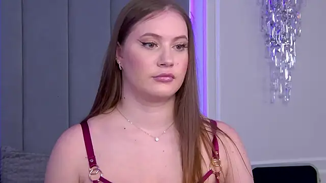 ChloeMarsch online show from October 2025 04:44:02 AM