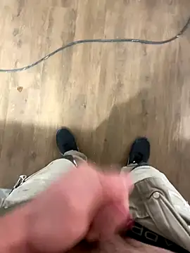 Snapshot of dimitriei chatting on December 2024 10:33:02 AM dimitriei online show from December 2024 10:33:02 AM