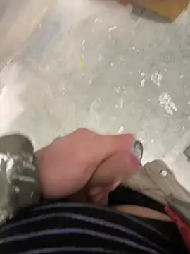 Snapshot of dimitriei chatting on January 2025 07:35:02 AM dimitriei online show from January 2025 07:35:02 AM