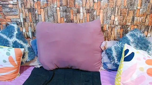 Foxy African online show from November 2025 02:24:01 AM