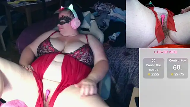 Snapshot of BBW-Ginger chatting on April 2026 09:31:01 PM BBW-Ginger online show from April 2026 09:31:01 PM