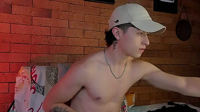 Ares Dickson online show from January 2025 03:05:01 AM