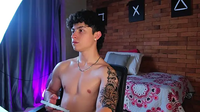 Ares Dickson online show from February 2025 09:24:02 AM