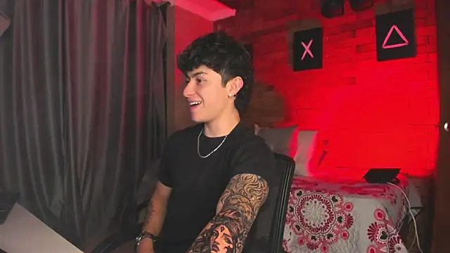 Ares Dickson online show from February 2025 07:55:01 AM