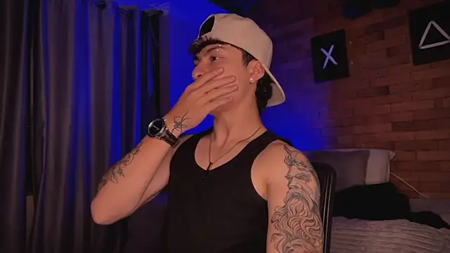 Ares Dickson online show from March 2025 05:32:02 AM