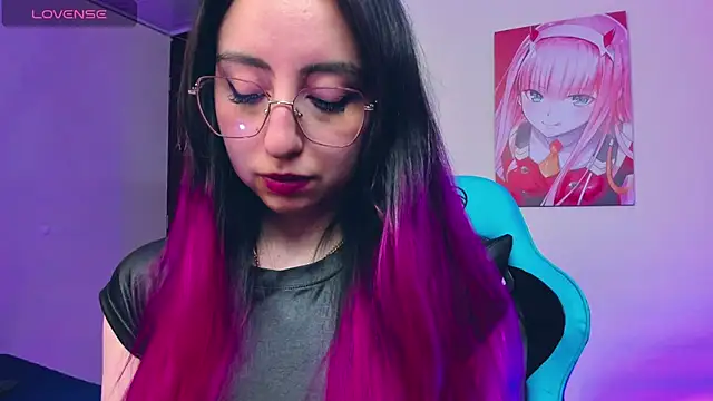 Snapshot of Julieta_cott chatting on March 2025 02:37:01 AM Julieta cott online show from March 2025 02:37:01 AM