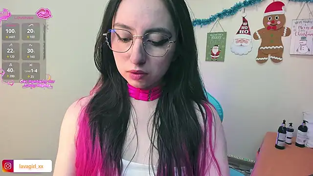 Snapshot of Julieta_cott chatting on November 2025 09:34:01 AM Julieta cott online show from November 2025 09:34:01 AM