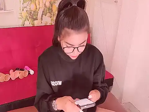 SexualStruggle online show from December 2025 08:30:01 AM