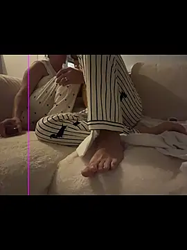 Snapshot of VesperMoonMist chatting on December 2025 07:09:01 PM VesperMoonMist online show from December 2025 07:09:01 PM