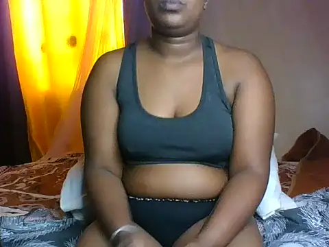 Snapshot of Missshelo chatting on December 2025 09:28:02 AM Missshelo online show from December 2025 09:28:02 AM