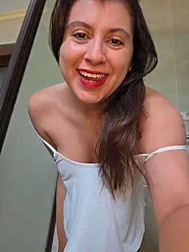 GatitaXD27 online show from April 2026 10:10:02 AM