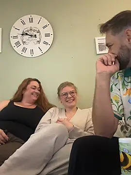 Curvyloveandhim online show from July 2026 07:55:02 AM